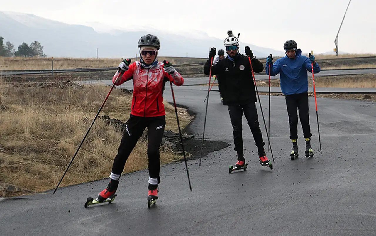 TOHM sporcuları, olimpiyatlar için tekerlekli kayakta zorlu antrenmanlarla hazırlanıyor