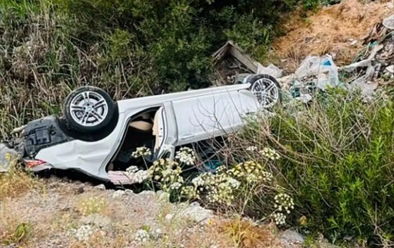 Erzurum-Aşkale Yolunda feci kaza: Şarampole devrilen otomobilin sürücüsü hayatını kaybetti