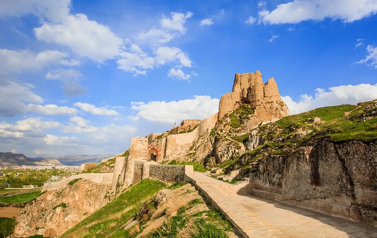 Van Gölü ile İlgili Bilinmesi Gerekenler