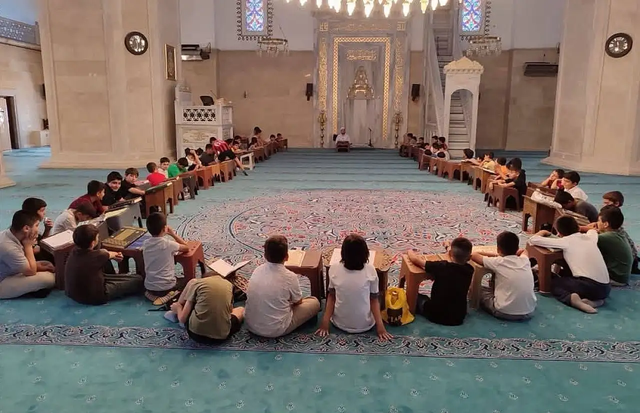 Patnos'ta Yaz Kur'an kursu öğrencilerine mahremiyet bilinci eğitimi