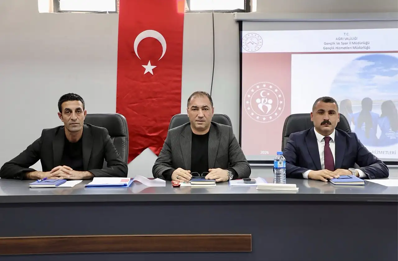 Ağrı'da gençlik merkezleri için koordinasyon toplantısı yapıldı