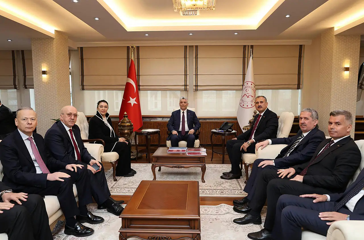 Ticaret Bakanı Ömer Bolat Ağrı'da