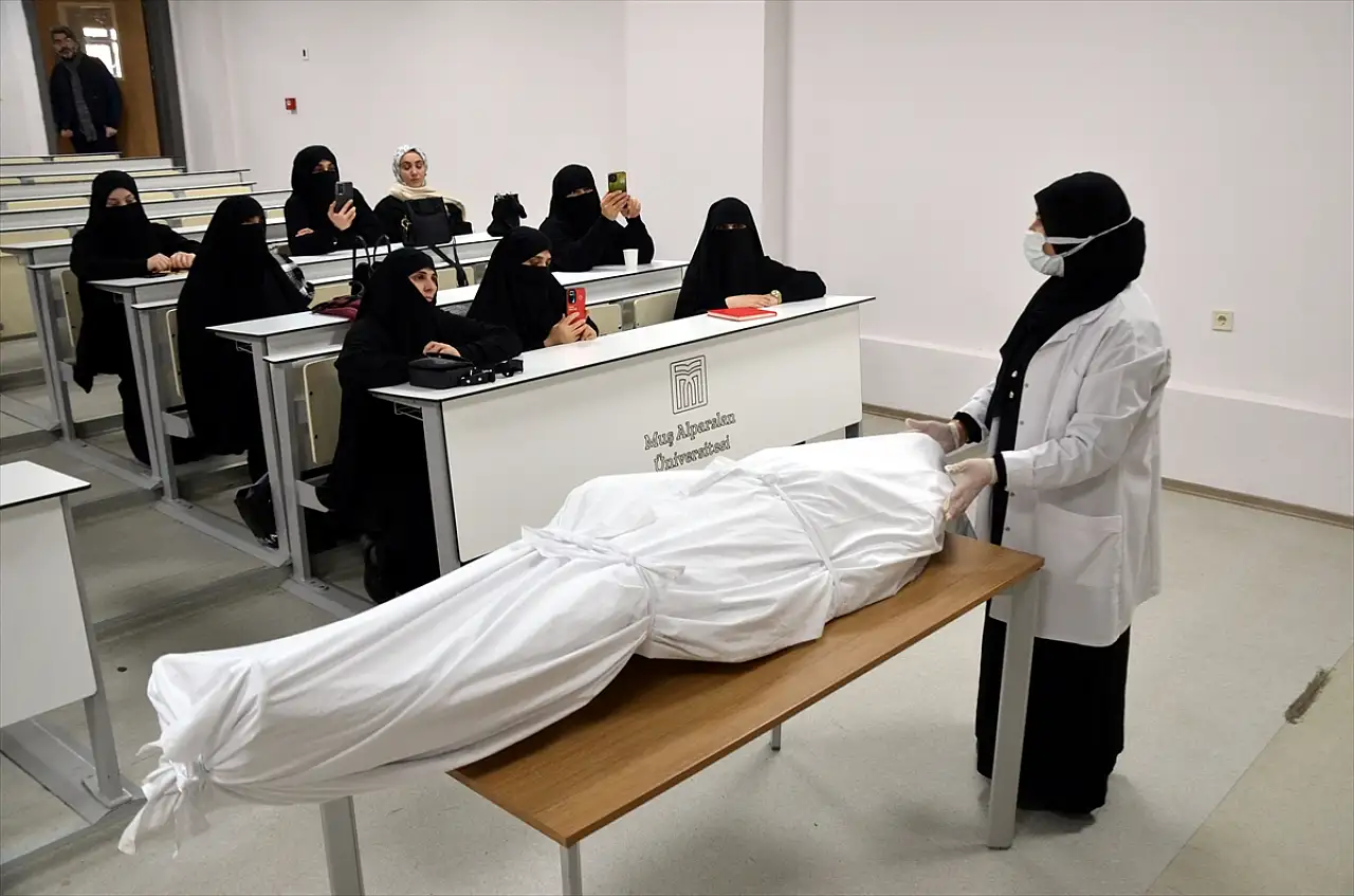 Muş'ta kadınlara yönelik gassallık kursu açıldı