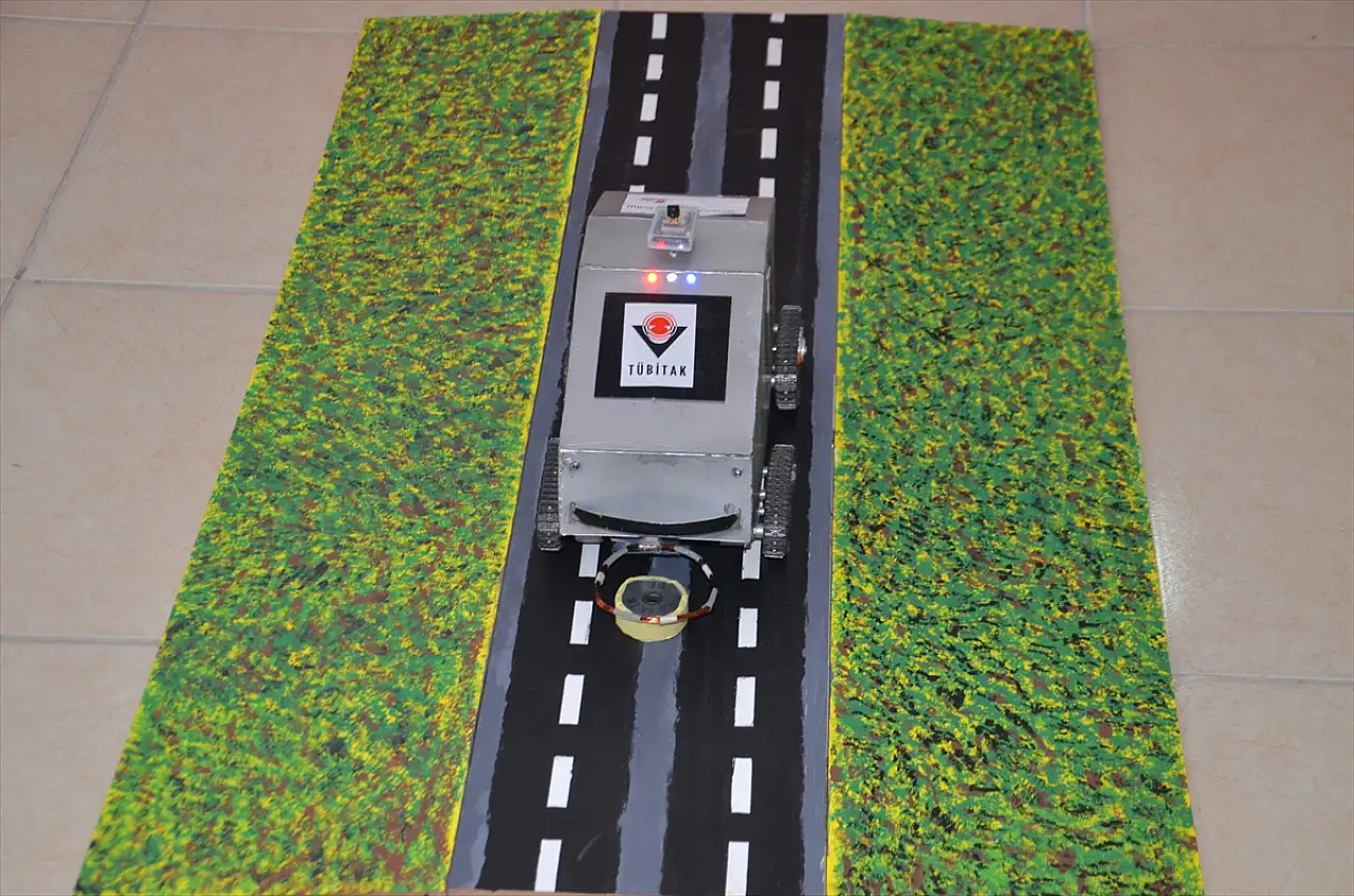 Muşlu öğrenci 'Akıncı Zırhlı Mayın Tespit Aracı' tasarladı