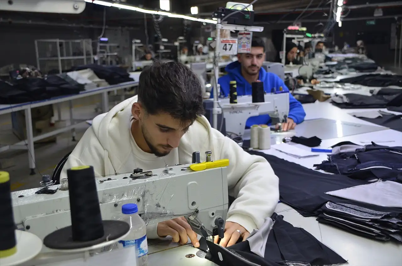 İzmir'de işçiydi, Muş'ta patron oldu