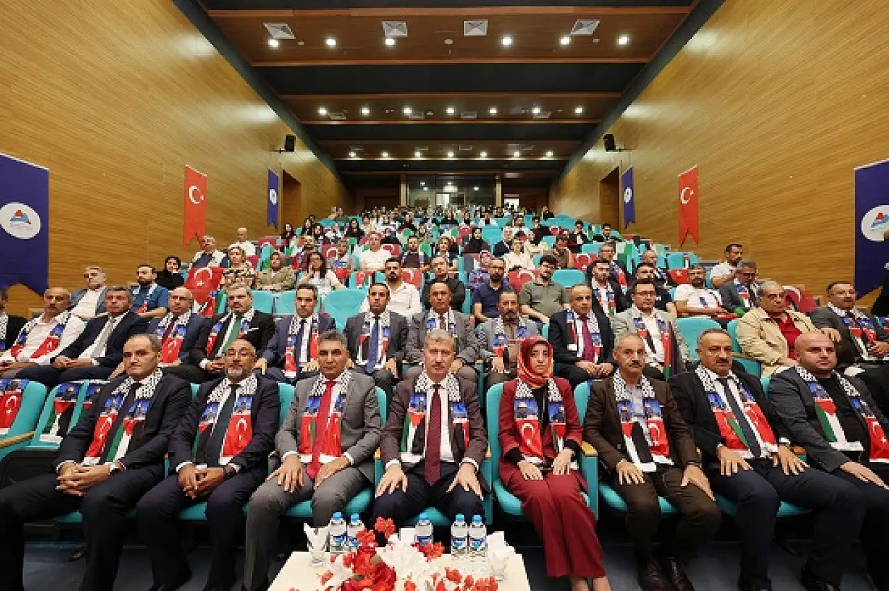 AİÇÜ'de Gazze'nin yarım kalan dersleri ve yıkılmayan umutları konuşuldu