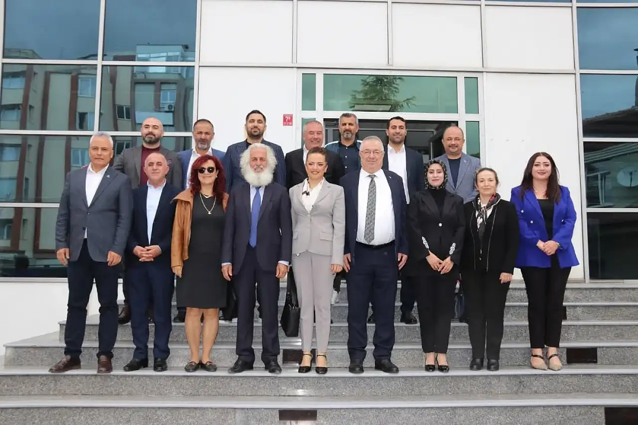 Van Edremit Belediyesi'nden Balıkesir Edremit Belediyesi'ne İade-i Ziyaret