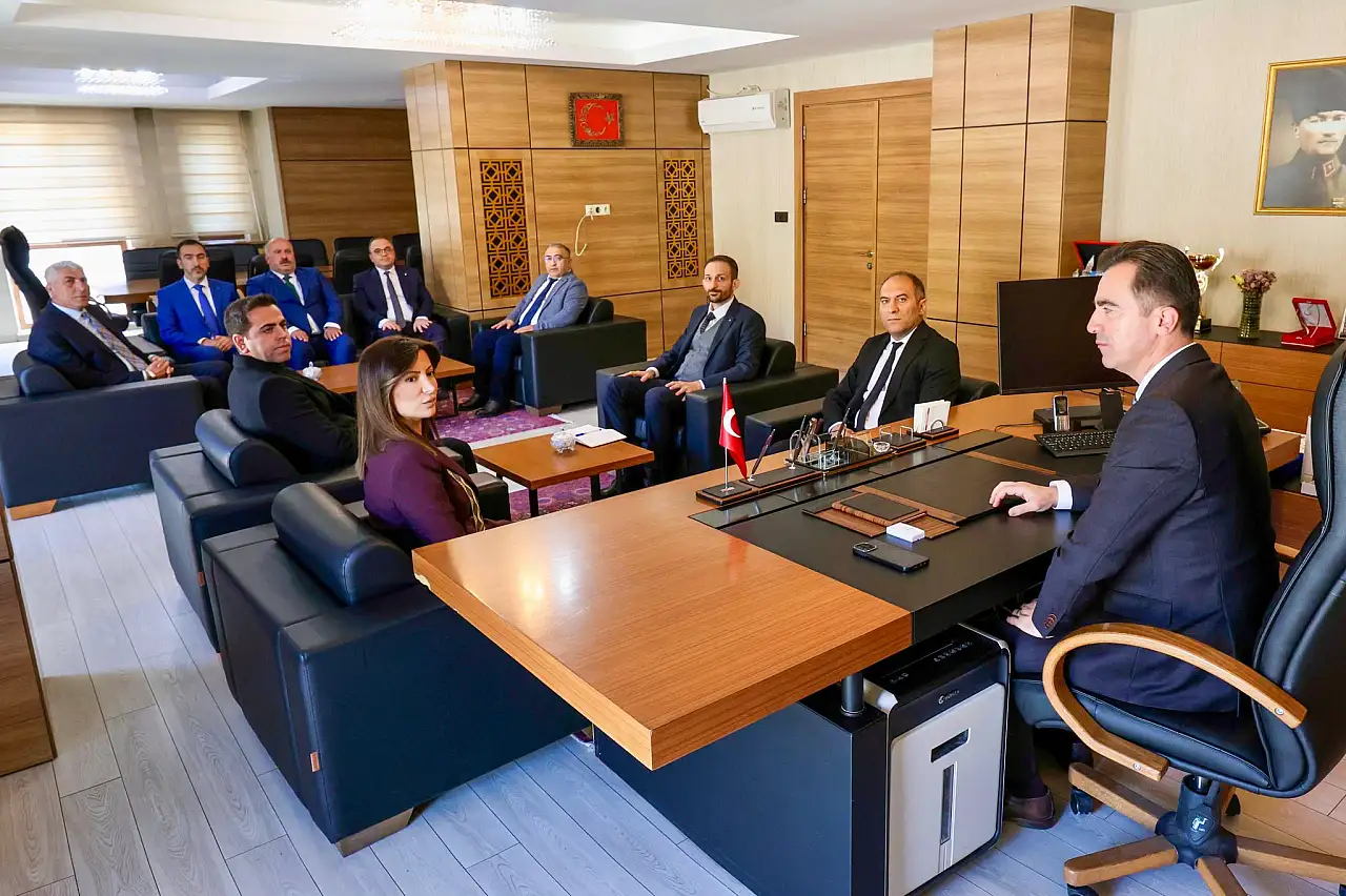 Vali Karakaya'dan İl Sağlık Müdürlüğü'ne Ziyaret