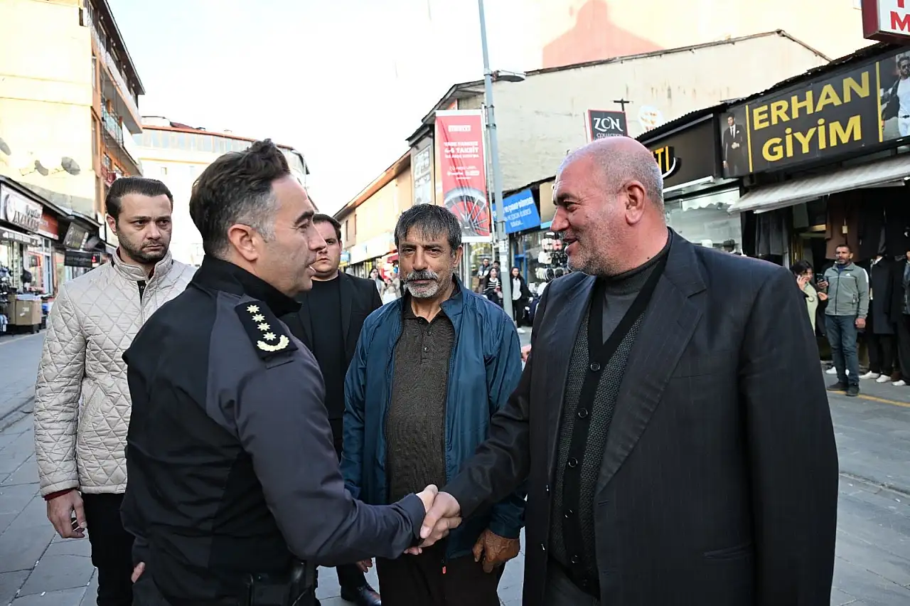 Emniyet Müdürü Önder'den samimi esnaf ziyareti