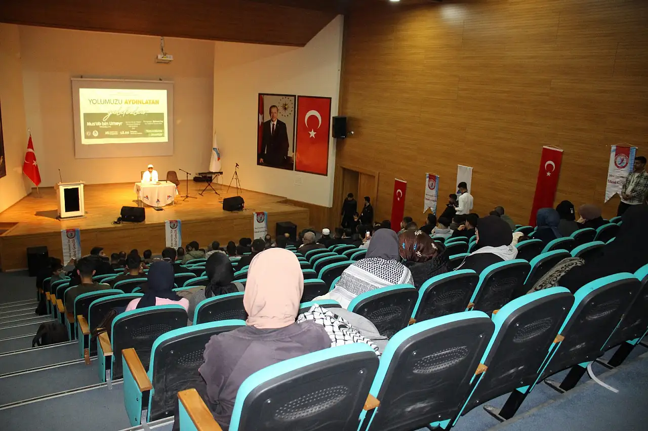 Ağrı'da Mus'ab Bin Umeyr'in hayatı yeni nesille buluşturuldu