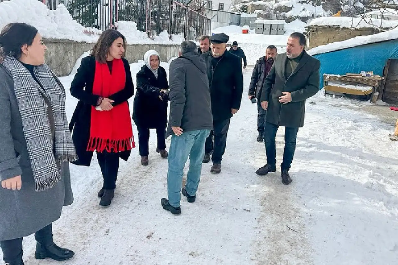 Çığdan Etkilenen Şavan Ailesine Geçmiş Olsun Ziyareti