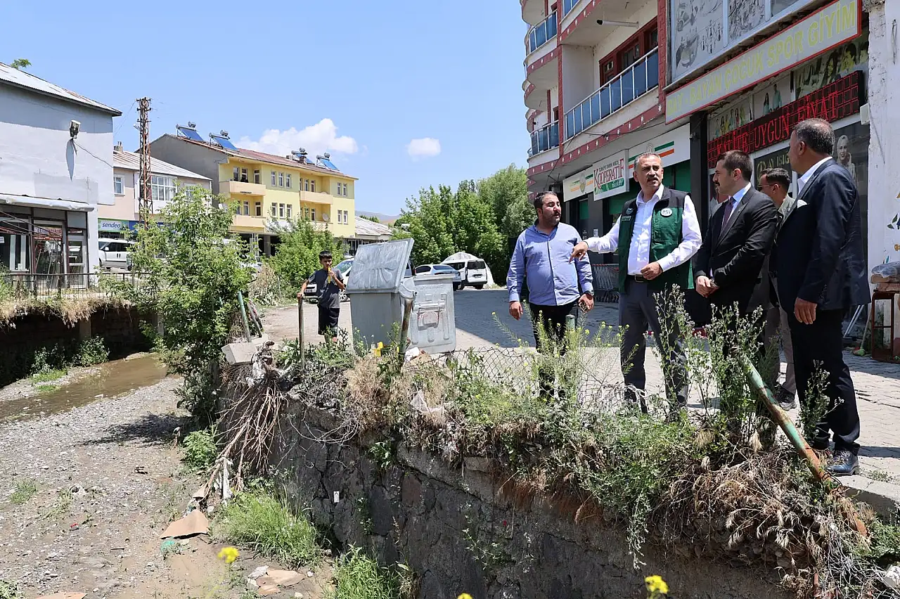 Vali Bozkurt bu kez DSİ yatırımlarını mercek altına aldı