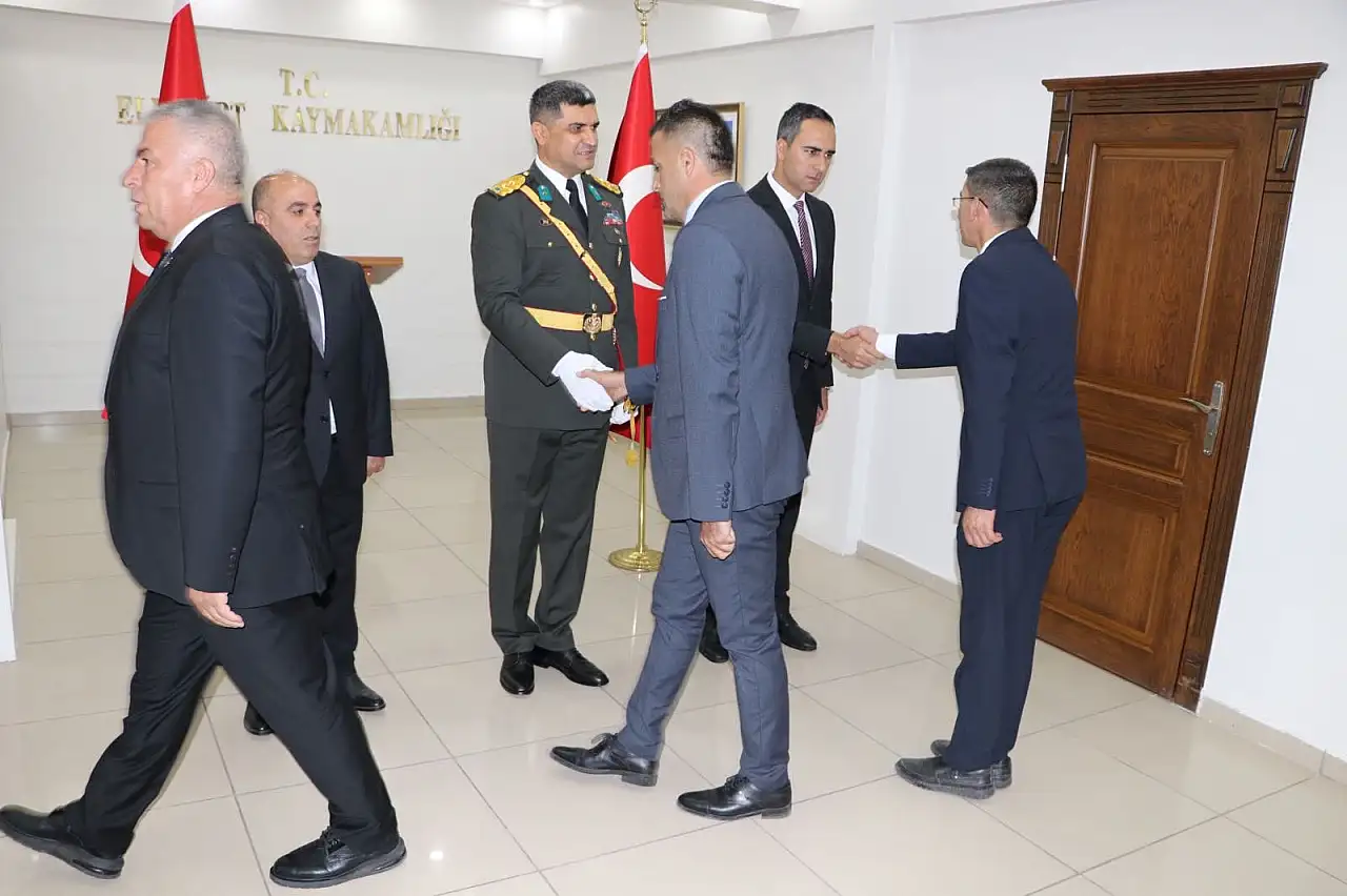 Eleşkirt'te 30 Ağustos coşkusu: İlçe protokolü Büyük Zafer için buluştu