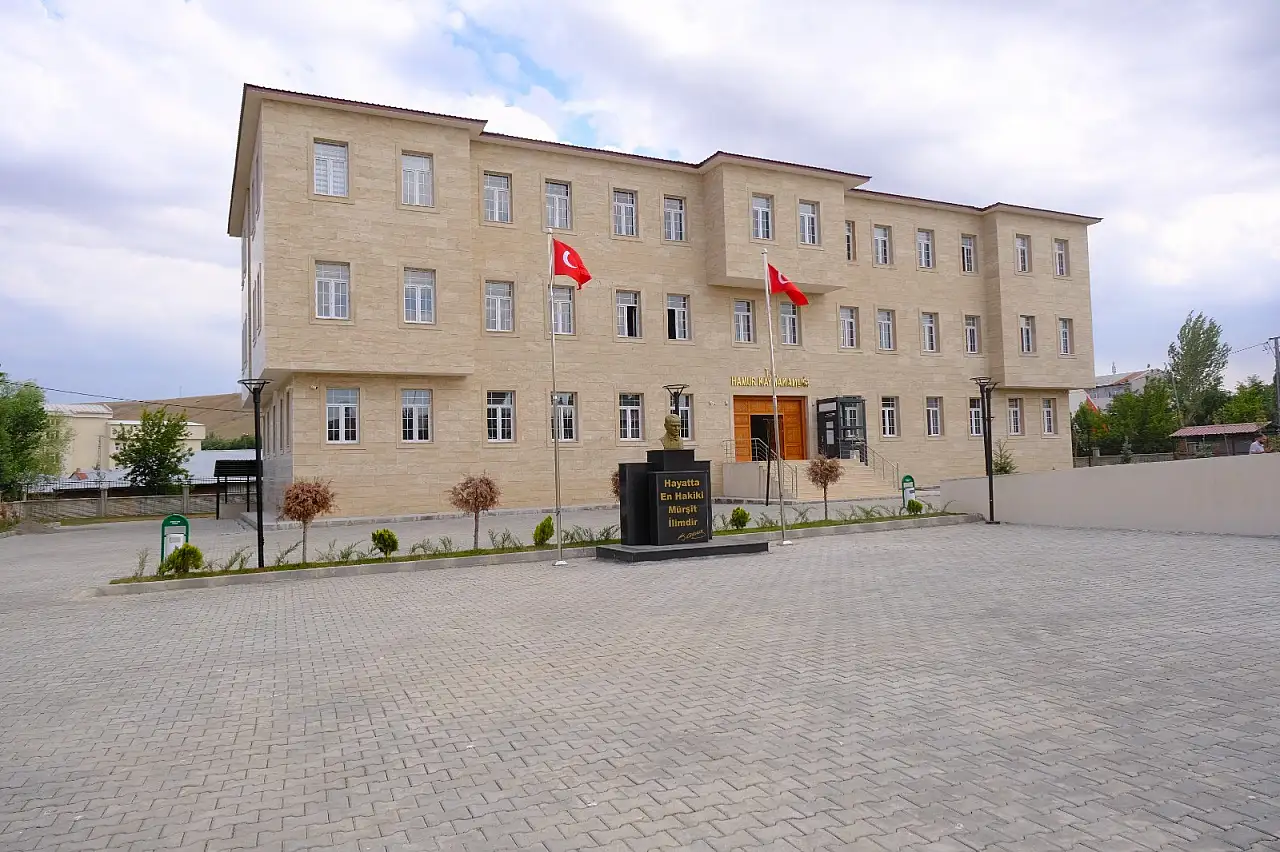 Hamur'un yeni Hükümet Konağı tamamlandı