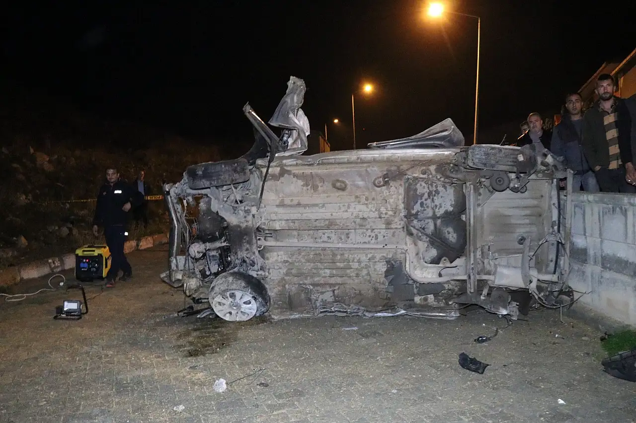 Erzurum'da 22 metreden uçuruma yuvarlanan araçtan acı haber geldi