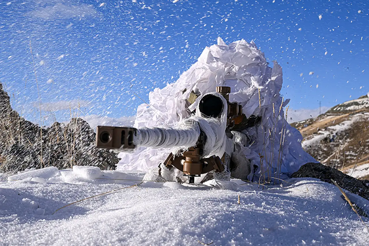 Van'da hudut kartalları vatan nöbetinde