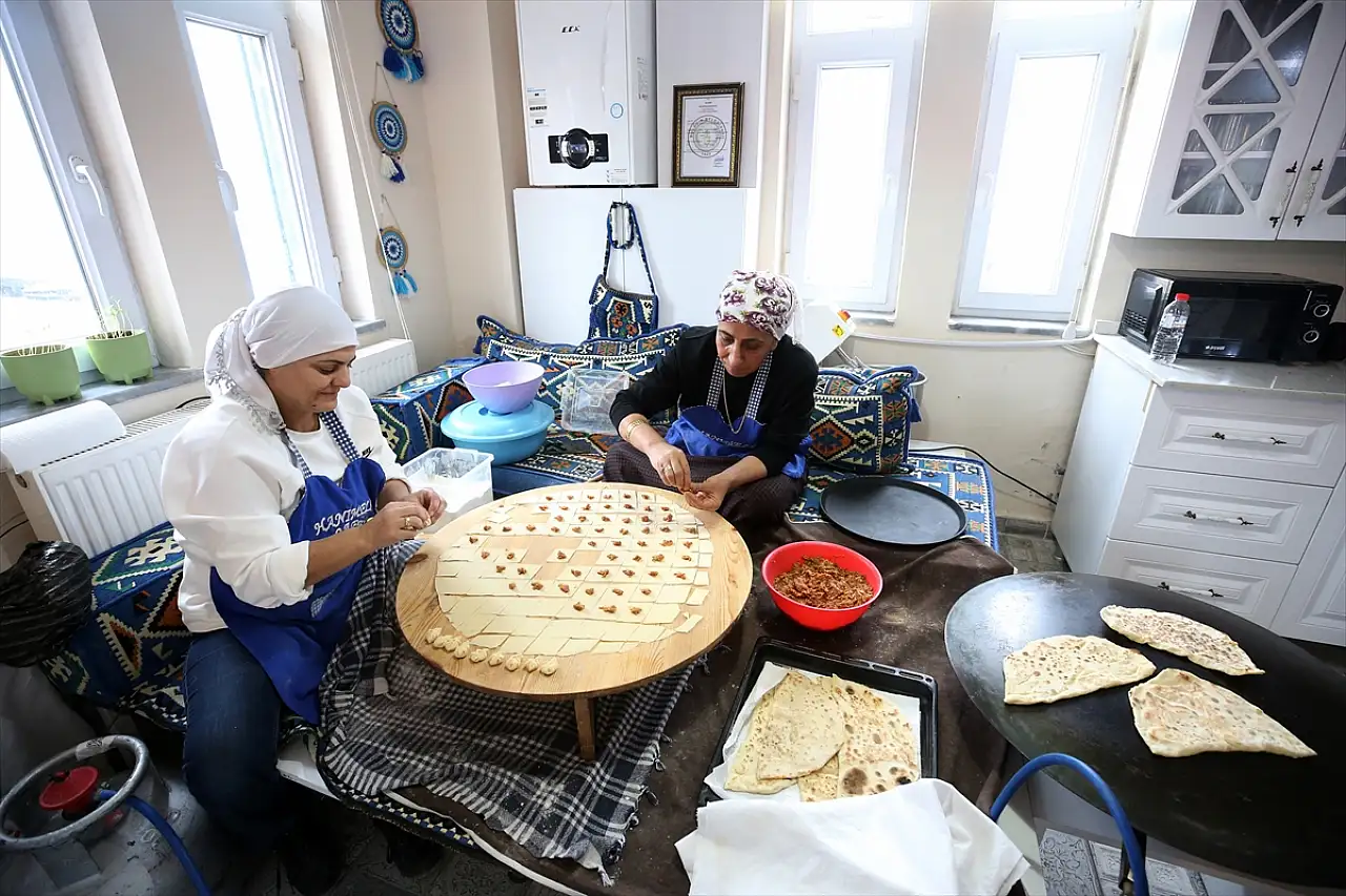 Muş'ta kadın girişimciliğiyle yükselen kafe
