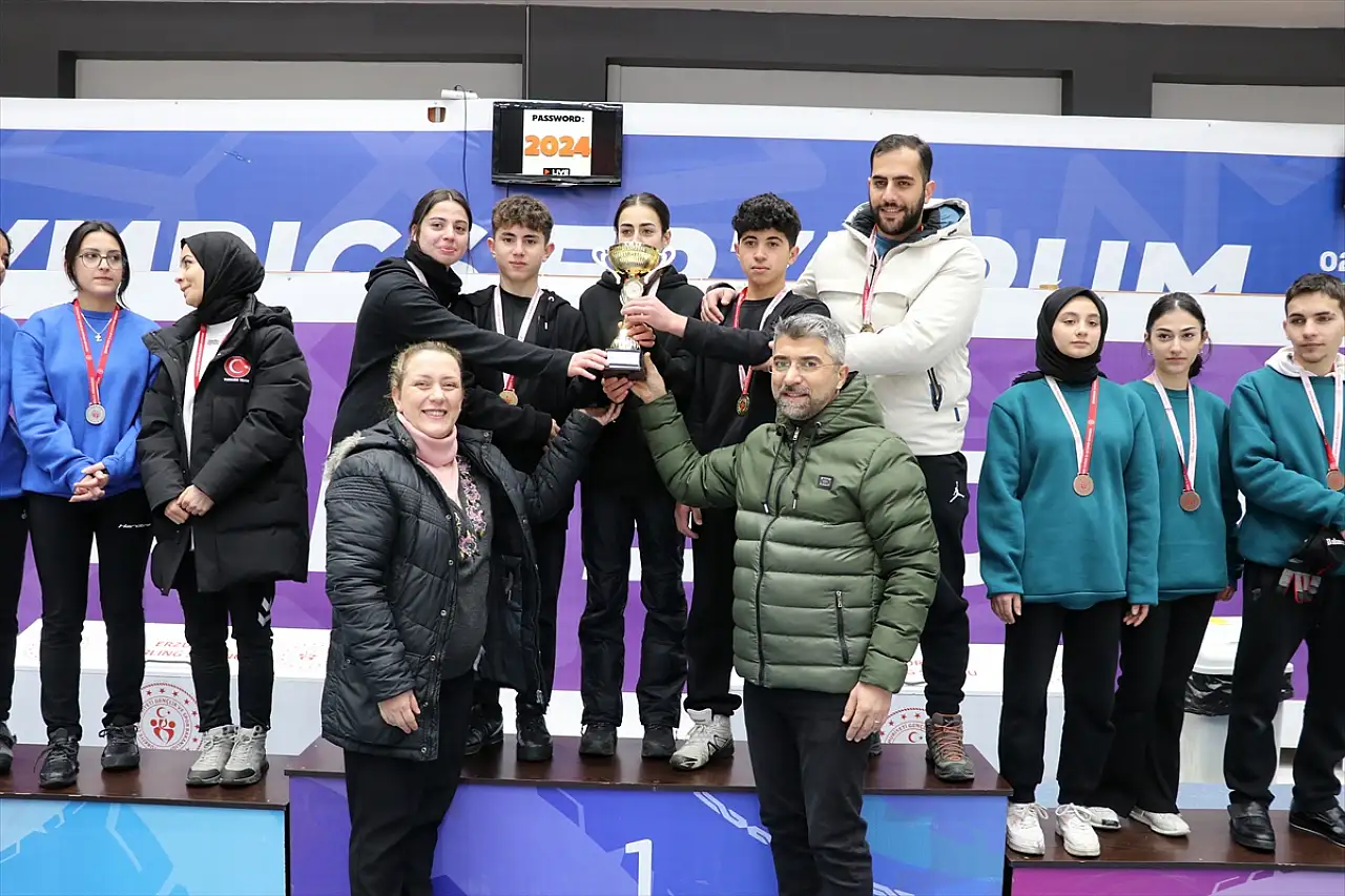 EİT 2025 Kış Oyunları'nda Curling Şampiyonu Kuzey Yamacı SK oldu
