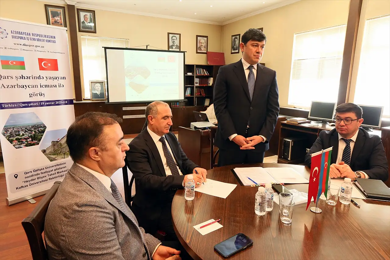 Azerbaycan Diaspora komitesi başkanından Kars'a anlamlı ziyaret