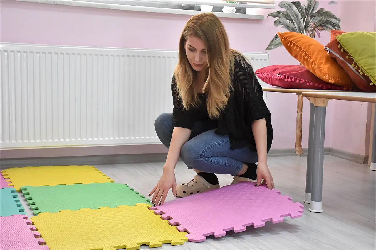 Van'da öğretmenler anaokulunu güzelleştiriyor