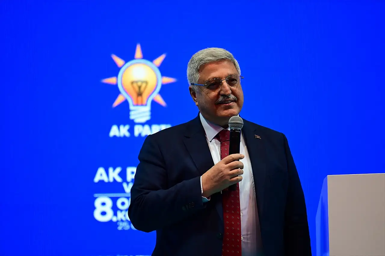 AK Parti Van 8. Olağan İl Kongresi: Kardeşliğimizi büyüterek çalışmaya devam wdeceğiz