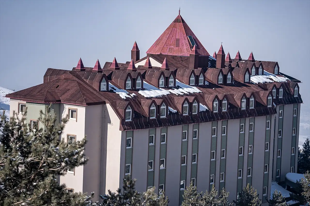 Palandöken'de tatilcilerin yangın güvenliği hassasiyeti