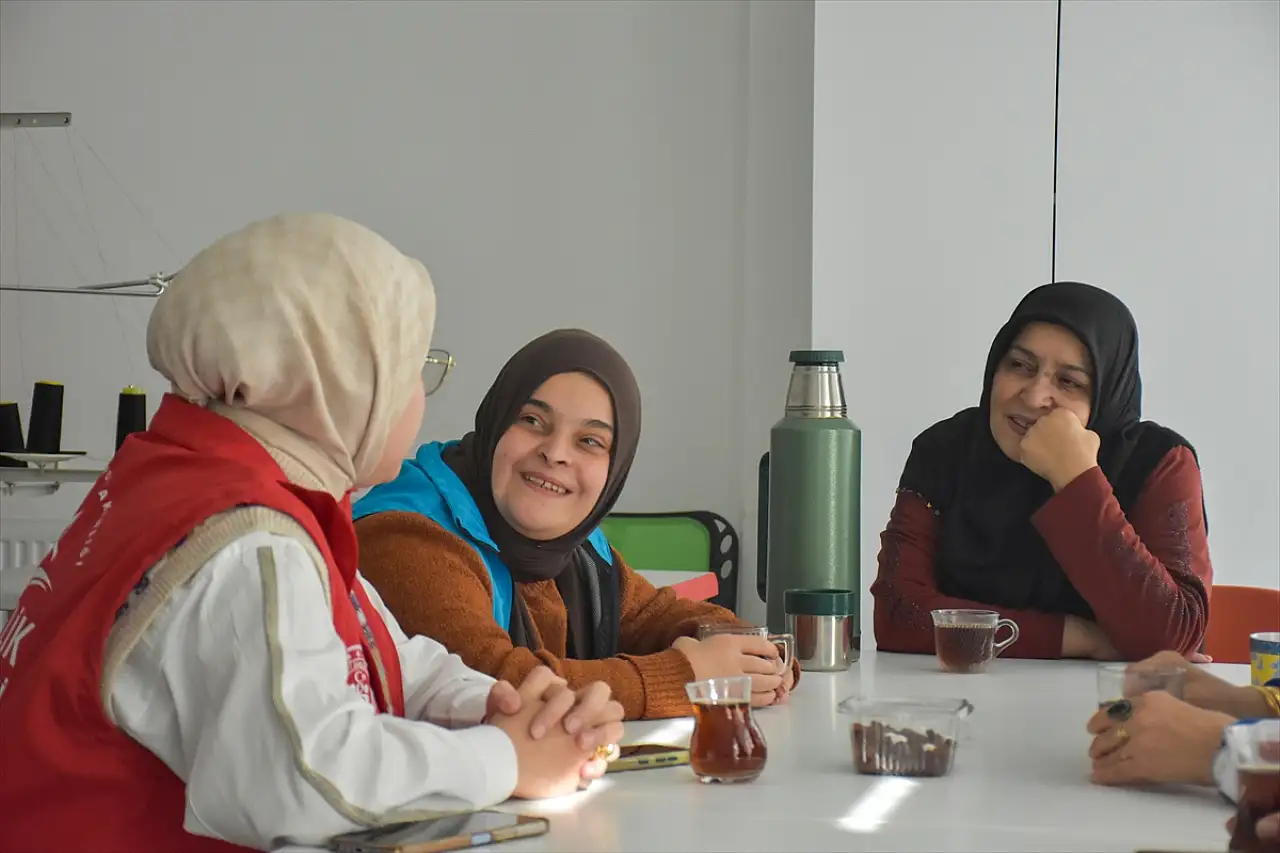 Van'da down sendromlu Zeynep'in hayatı kursla değişti