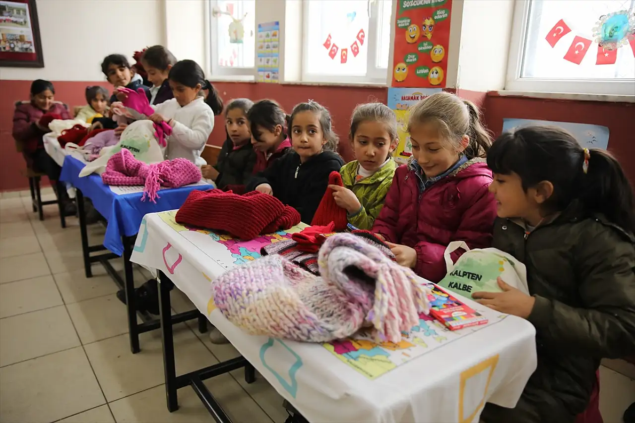 Niğde'den Van'a gönül köprüsü