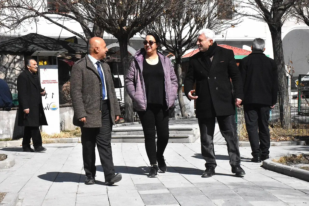 Van'ın üç kadın muhtarı çalışmalarıyla örnek oluyor