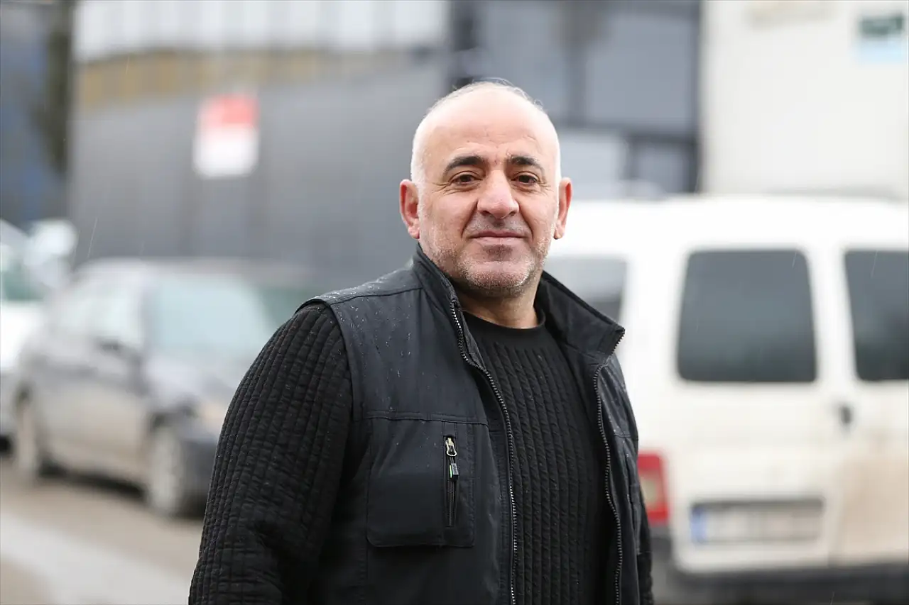 Erzurum'da demircilerin 40 yıllık cami mirası nesilden nesile yaşatılıyor