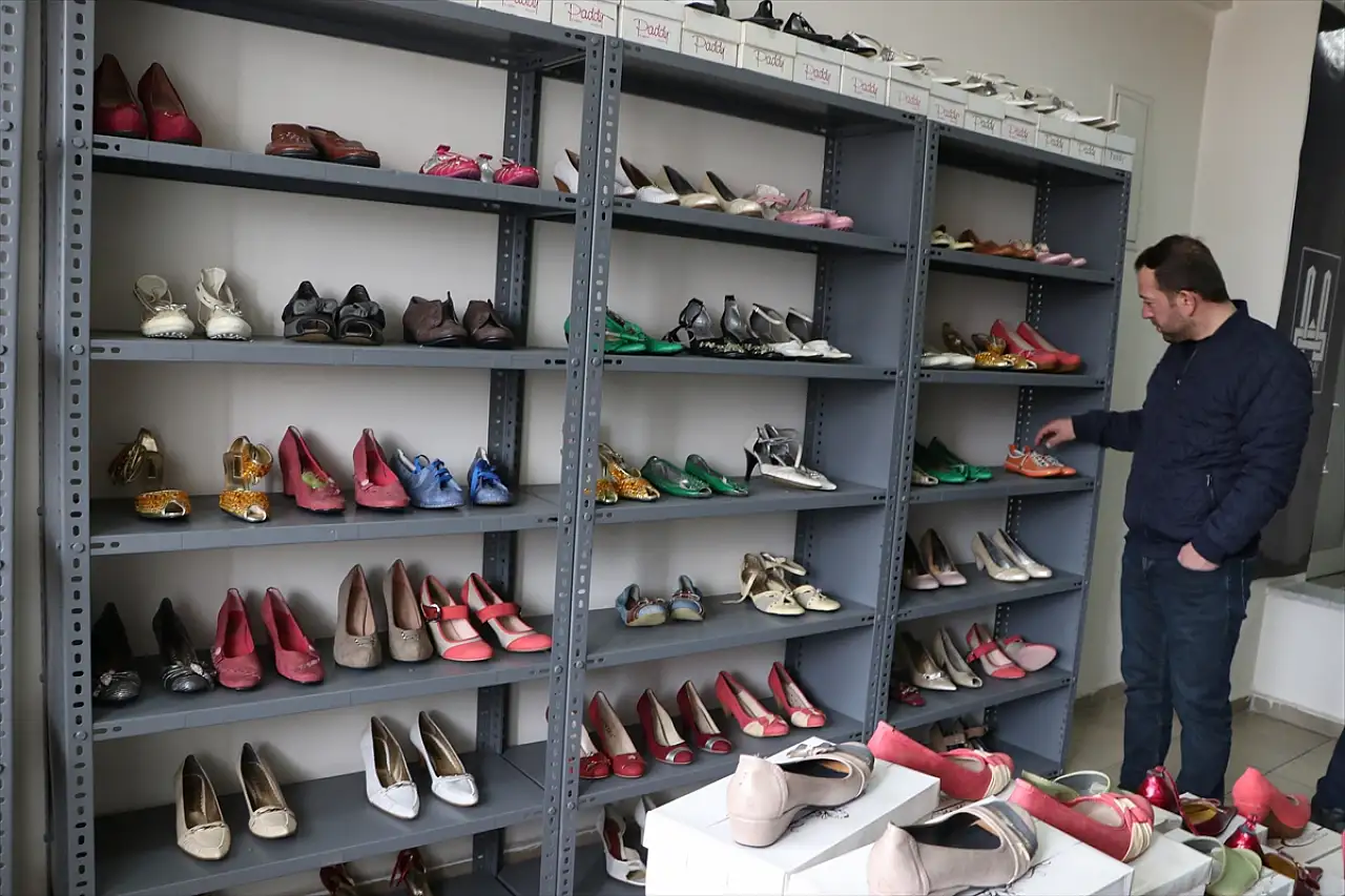 Erzurum'daki Hayır Çarşısı, ramazanda binlerce aileye umut oldu