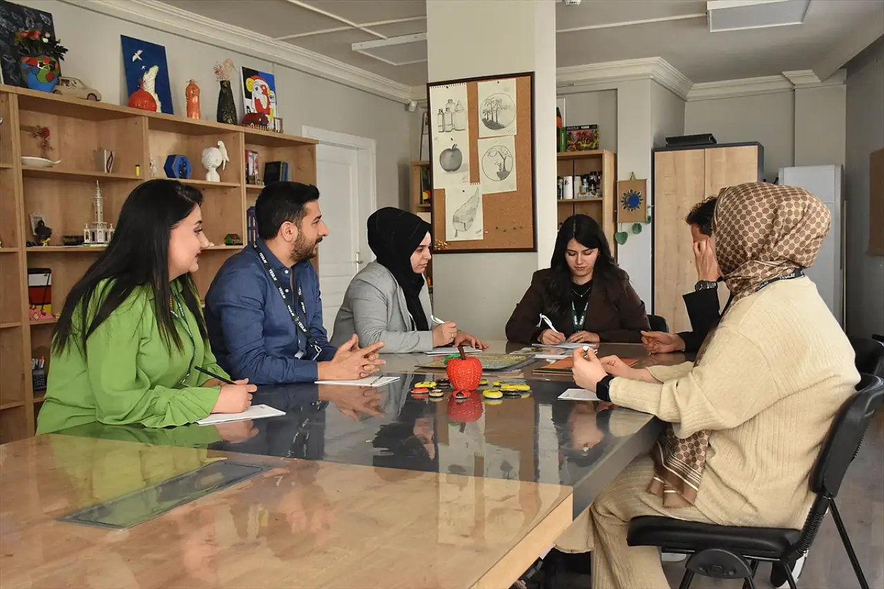 Van'da bağımlılıkla mücadeleye yaratıcı dokunuş