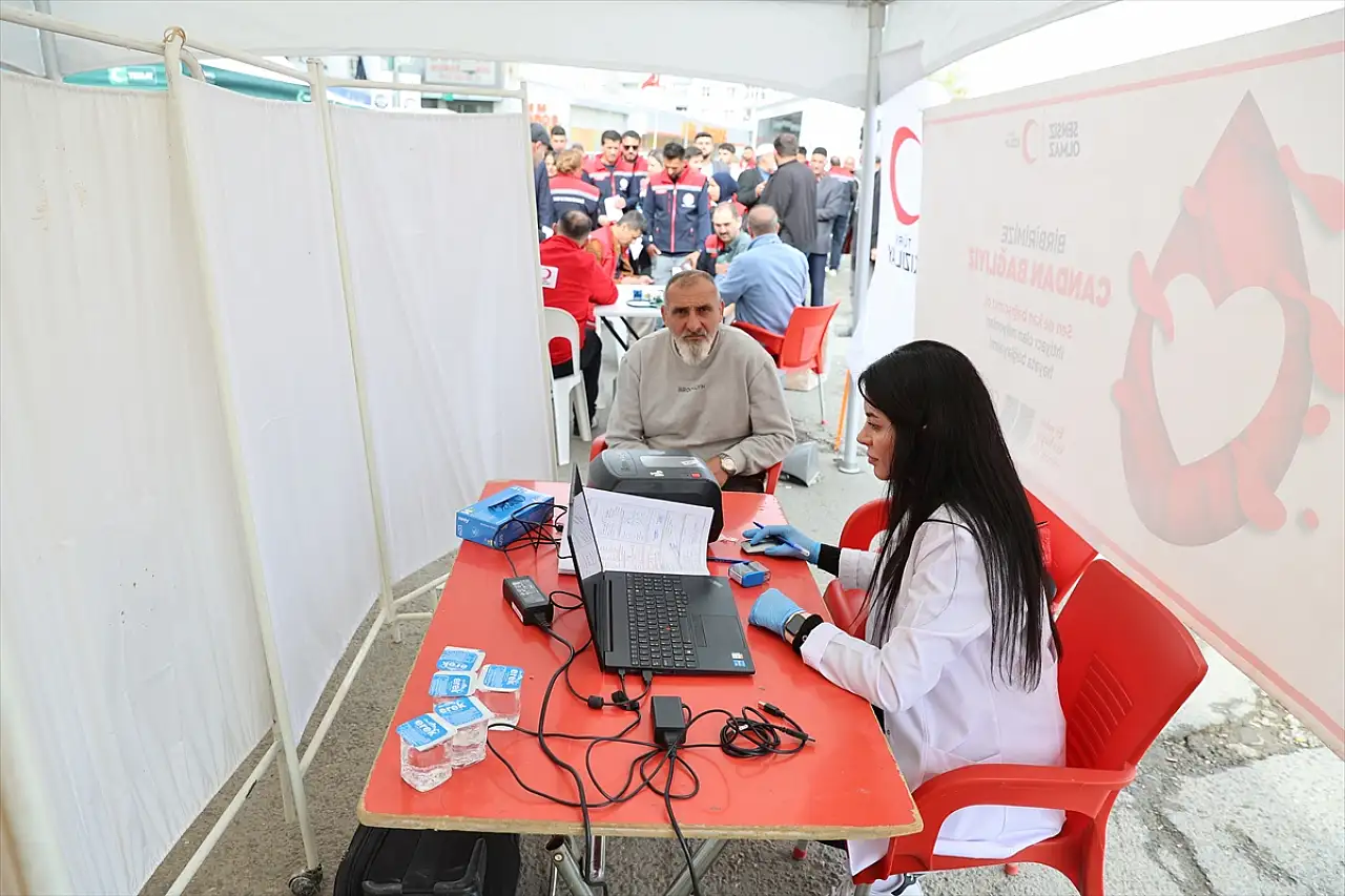 Iğdır'da 1071 ünite kan bağışı hedefiyle anlamlı kampanya