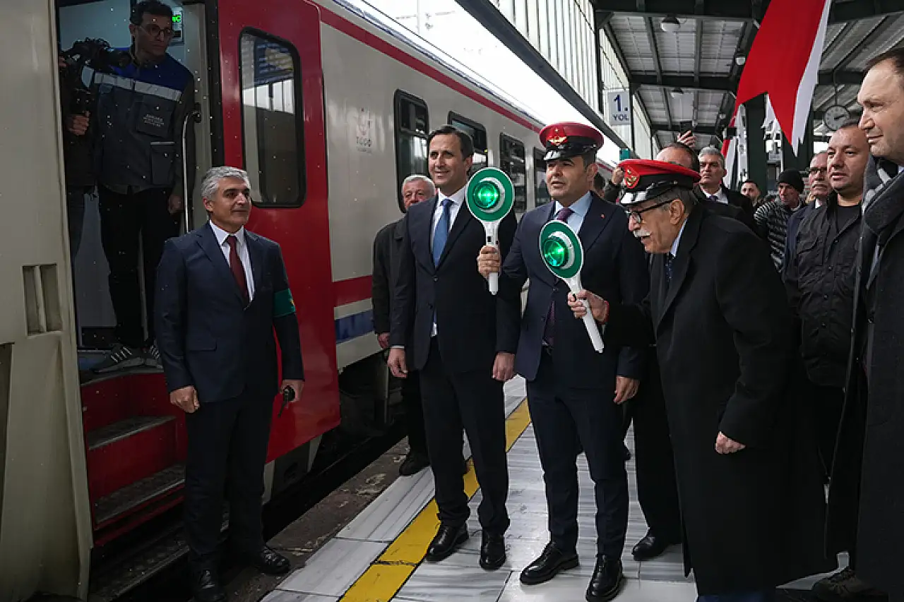 Turistik Diyarbakır Ekspresi yeni sezonun ilk seferi için yola çıktı