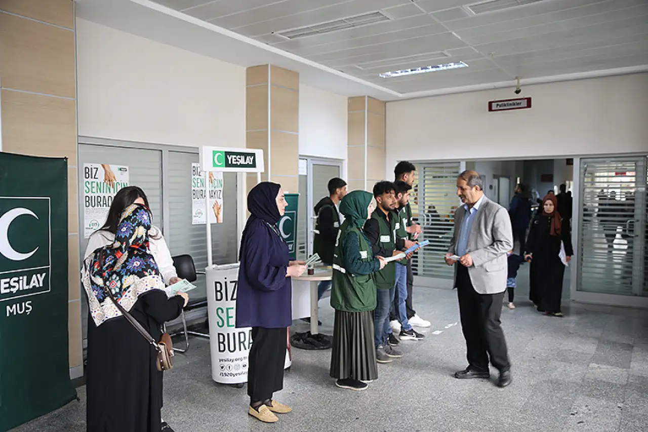 Muş'ta Yeşilay Ekibi, Düzenledikleri Etkinliklerle 15 Binden Fazla Kişiye Ulaştı