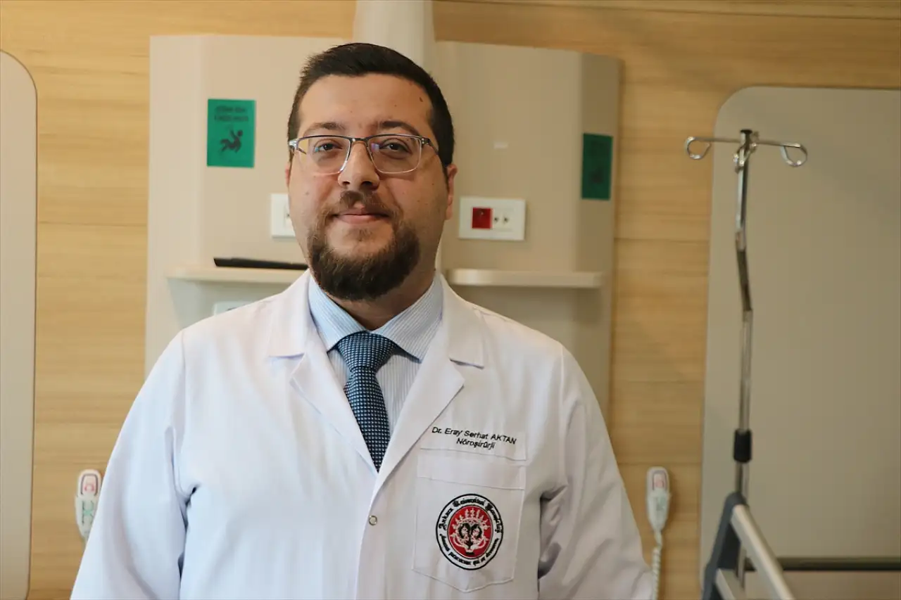 Ağrılı vatandaş evden baş ağrısıyla çıktı, yoğun bakımda gözünü açtı