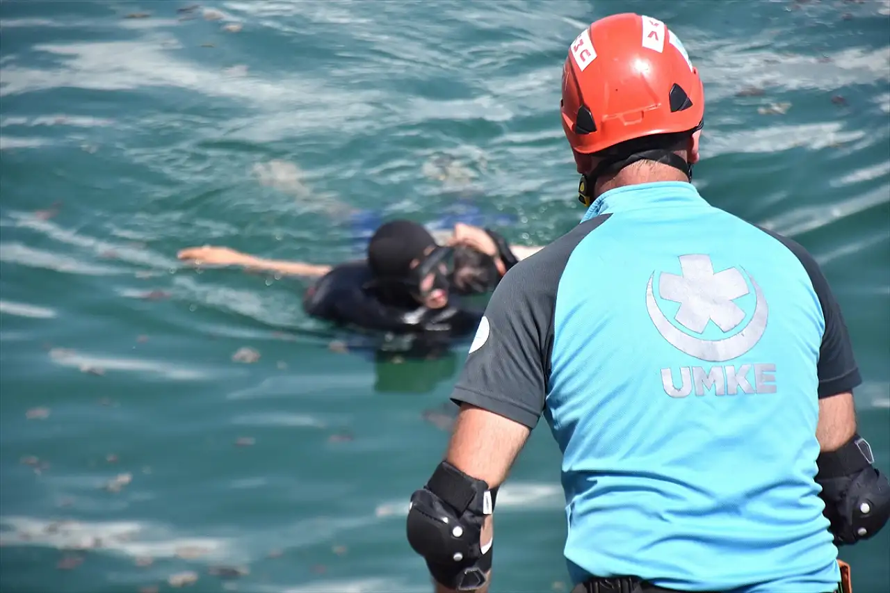 Ağrı UMKE ekibi Van'daki tatbikatta yer aldı