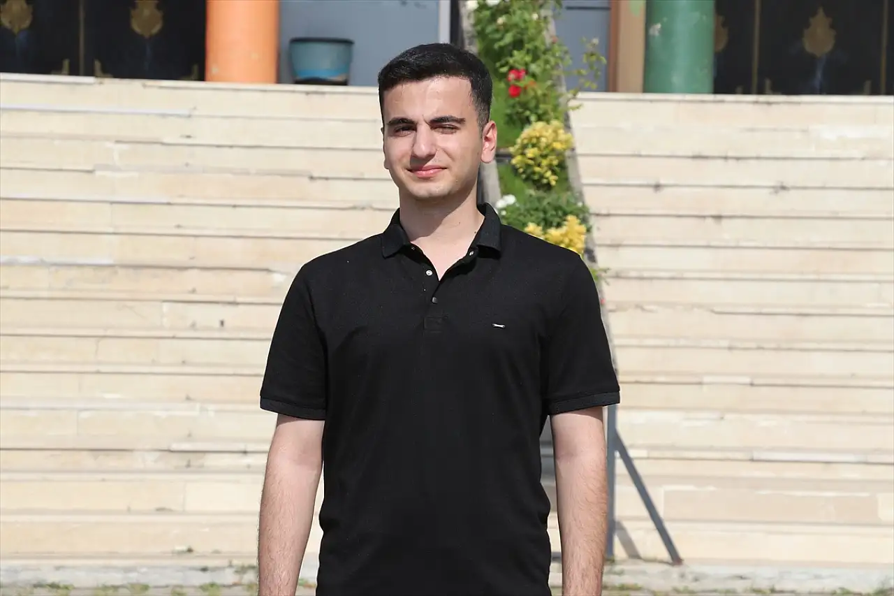 Azmin zaferi: Ağrılı gencin Türkiye birinciliğine uzanan başarı hikayesi