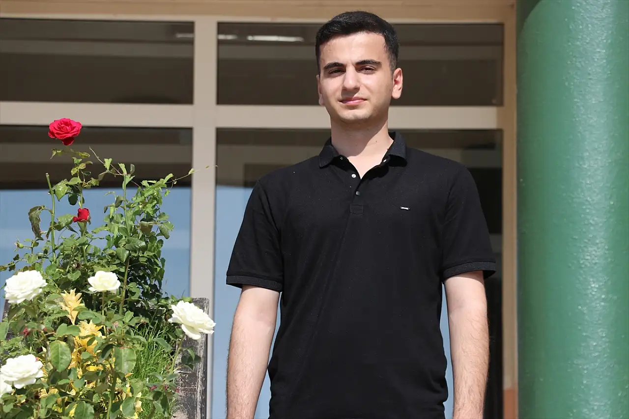 Azmin zaferi: Ağrılı gencin Türkiye birinciliğine uzanan başarı hikayesi