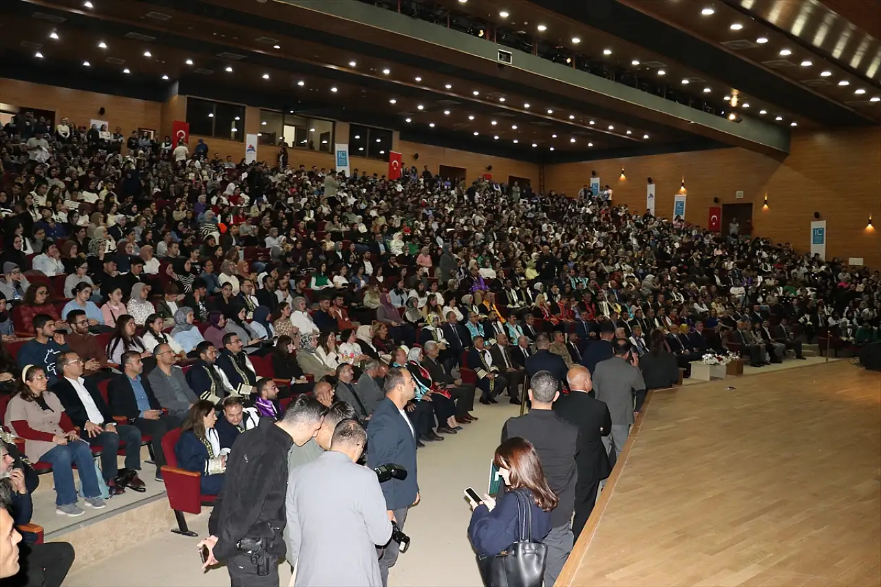 Ağrı'da akademik yıl coşkusu: Geleceğe umutla bakış