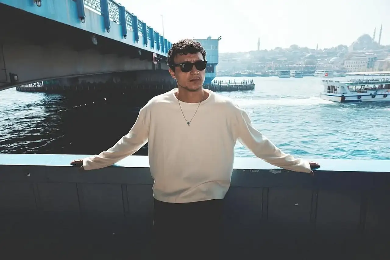 Uzak Şehir Şahin ölecek mi? Uzak Şehir Şahin diziden ayrılıyor mu?