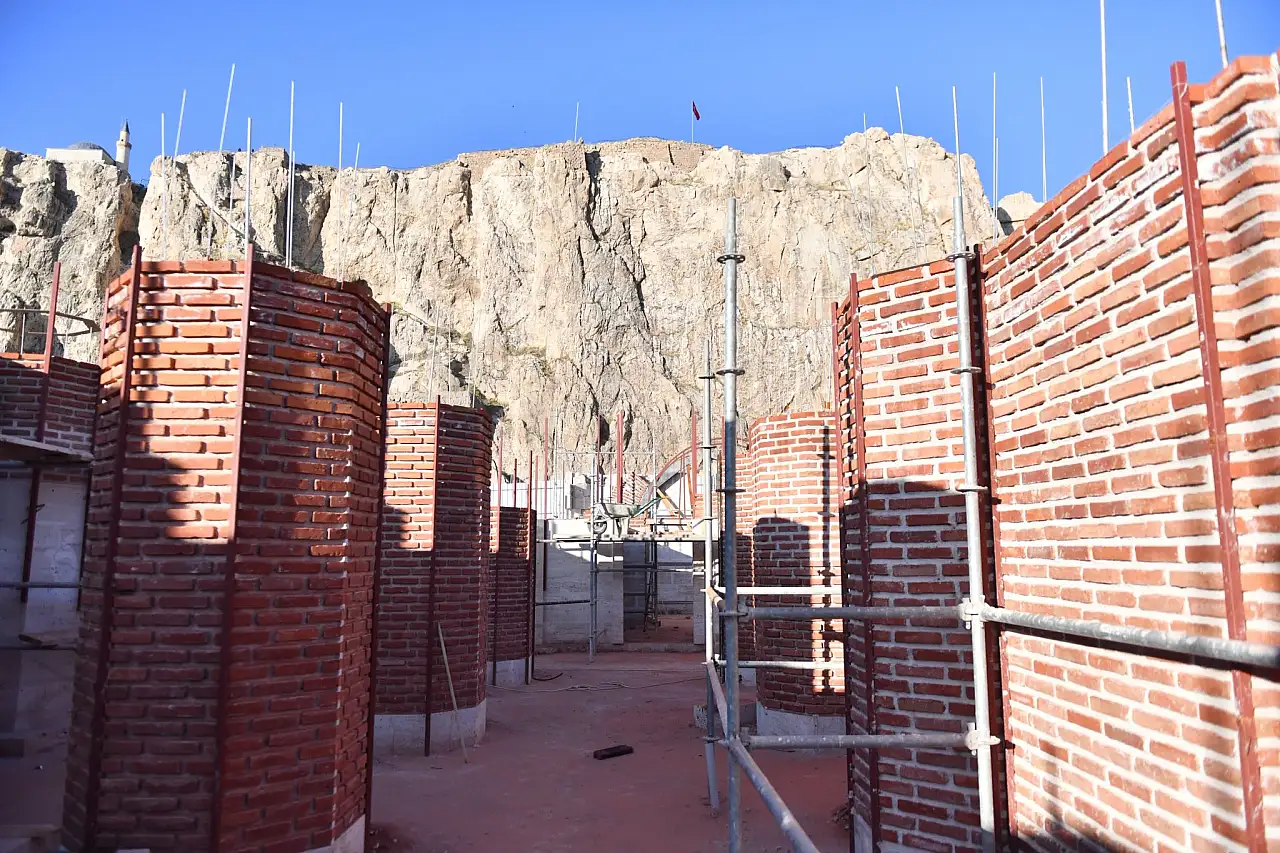 750 Yıllık Tarihi Ulu Cami'de Restorasyon Çalışmaları Sürüyor