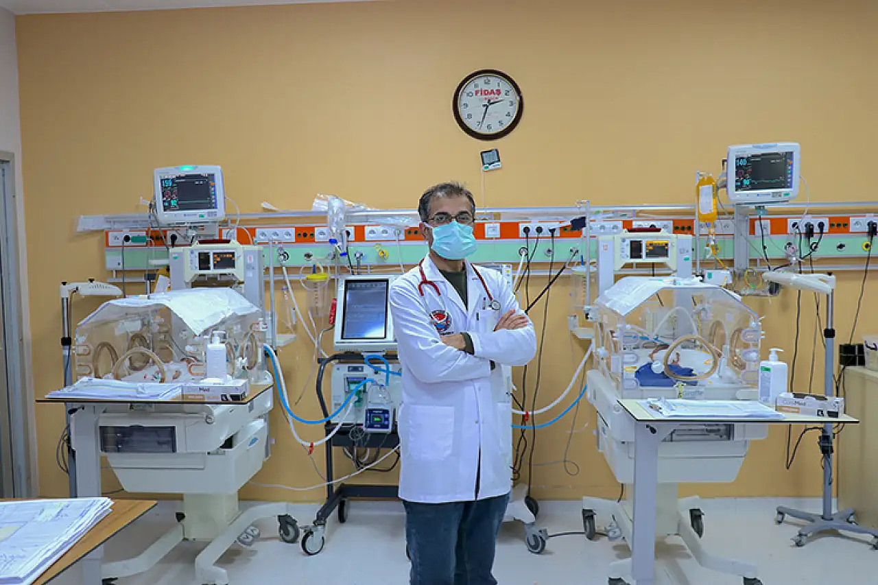 Şefkat Nöbetiyle Hayata Tutundular: Prematüre İkizler Yaşıyor