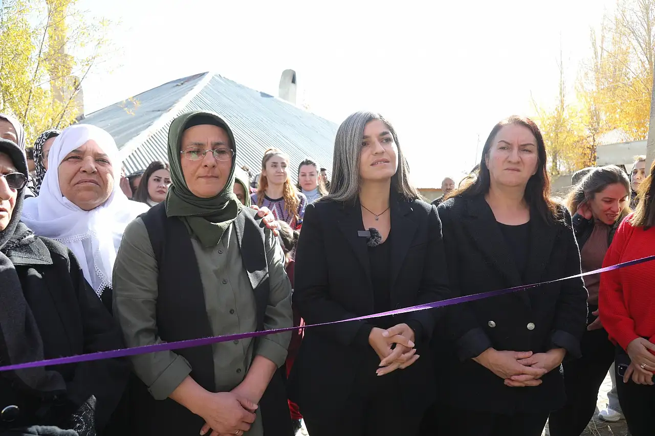 Sosin Kadın Dayanışma Merkezi Kadınların Hizmetine Açıldı