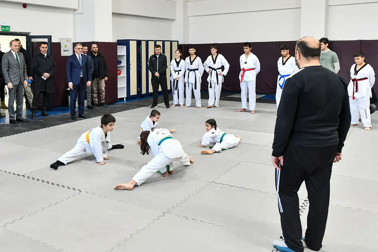 Van'da Spor Altyapısına Büyük Destek