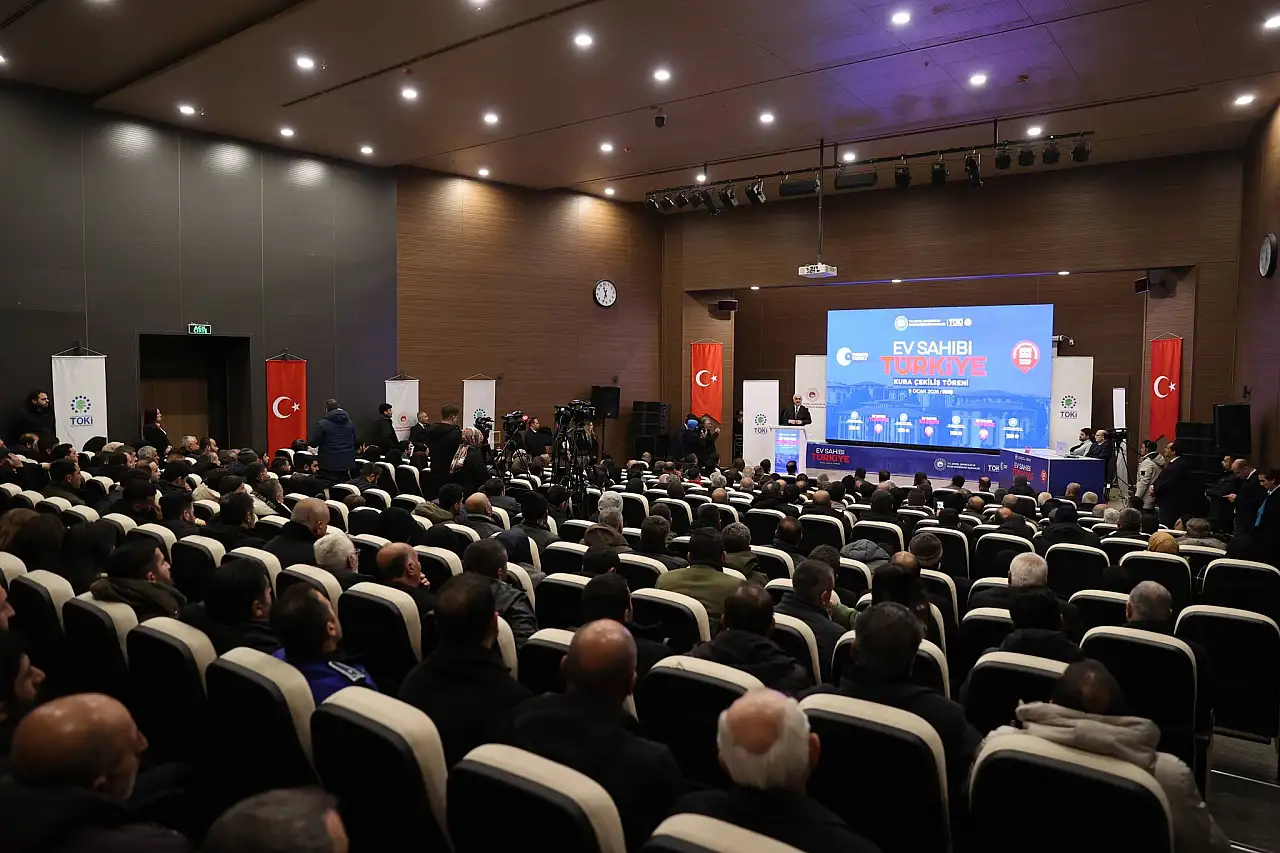 Muş'ta TOKİ Kura Çekilişi Gerçekleştirildi: 2 Bin 142 Vatandaş Ev Sahibi Oldu