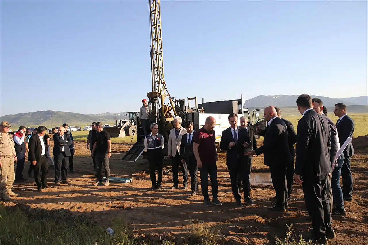 Bitlis'te dev sanayi hamlesi: 100 fabrikanın kurulacağı yeni OSB geliyor