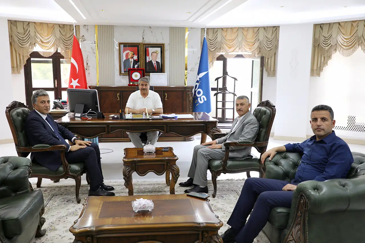 Ağrı'da yeni eğitim yılı için yoğun mesai devam ediyor