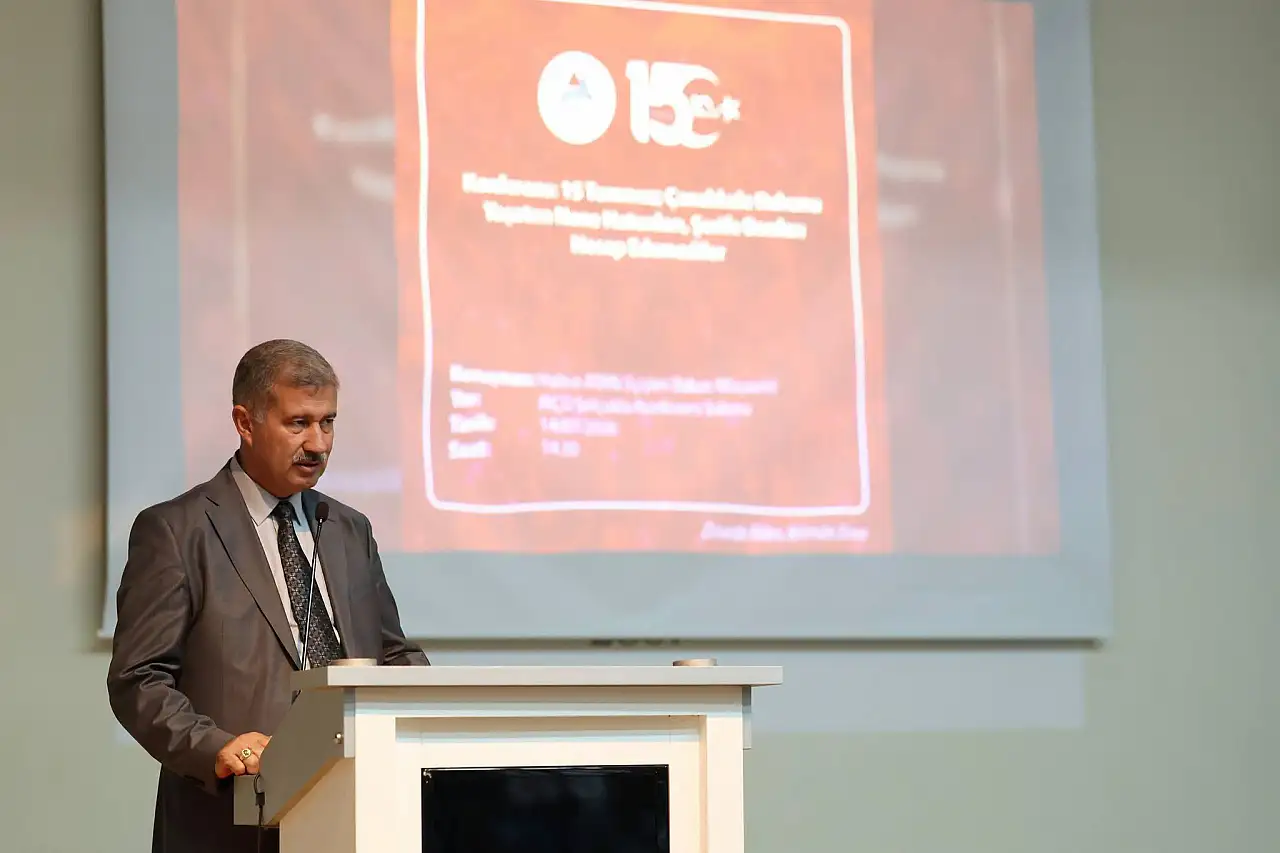 AİÇÜ'de 15 Temmuz'un 10. yılında anlamlı konferans