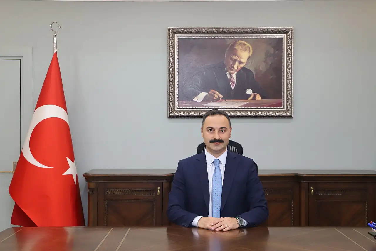 Doğubayazıt Kaymakamı Mustafa Ayvat görevine başladı